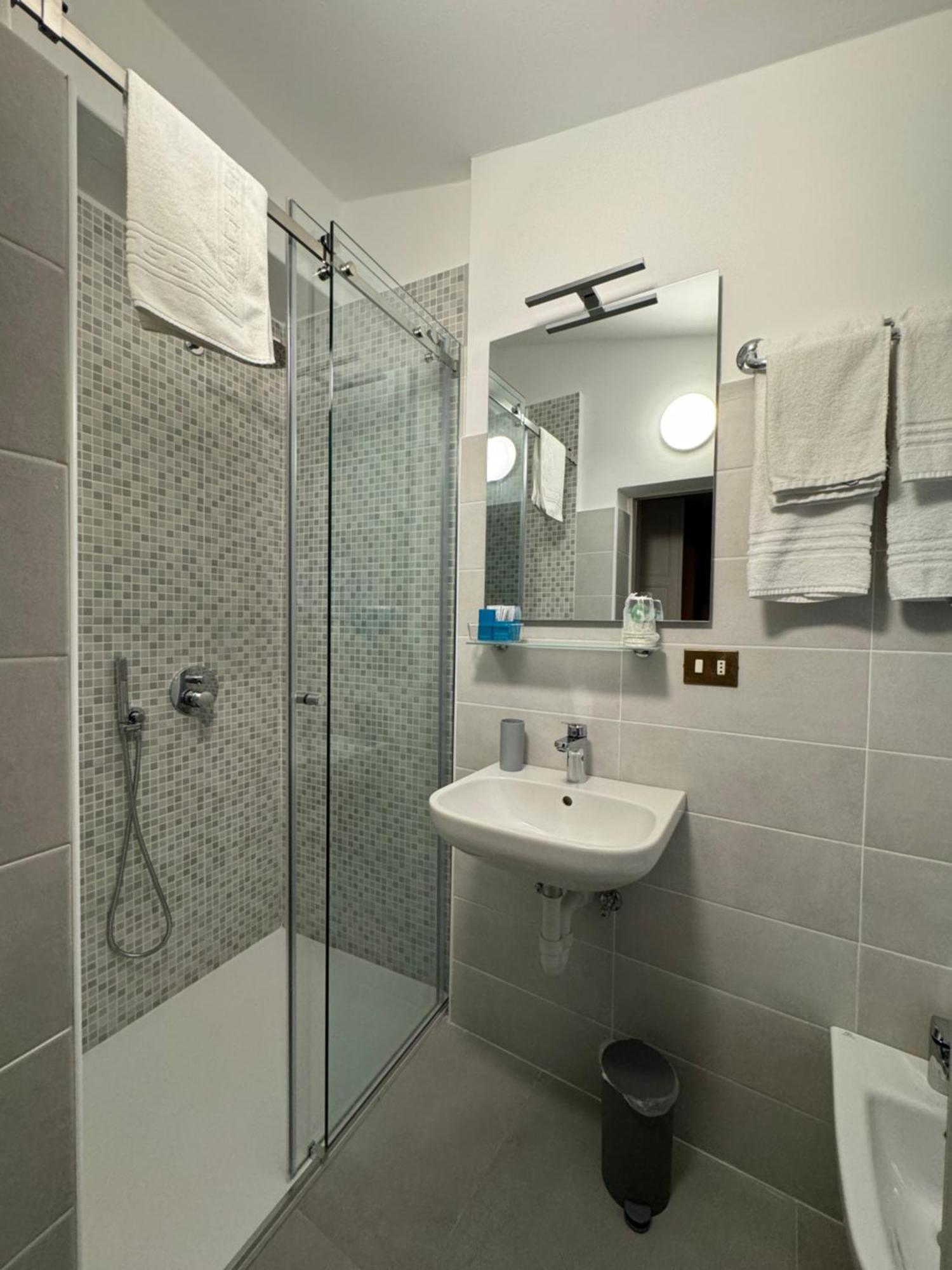B&B Michelina Castiglione dʼIntelvi Exteriér fotografie